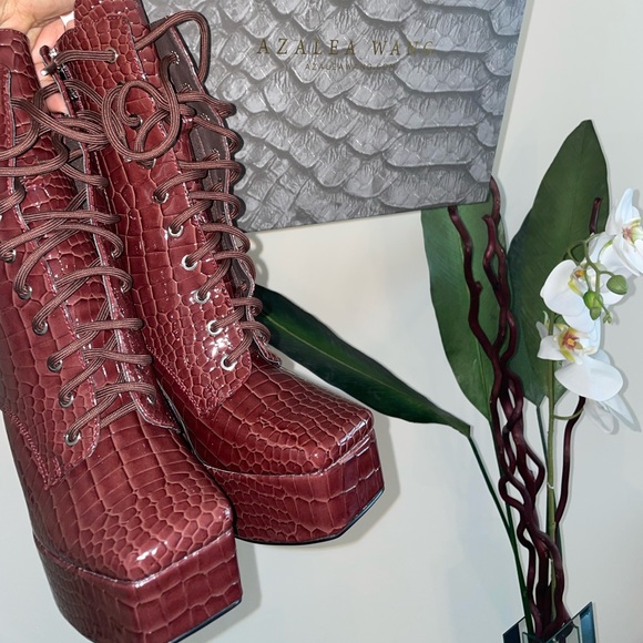 Azalea Wang Brown Leather Boots Croc Print Chunky Bootie Heel Women Size 8.5 - Picture 7 of 11